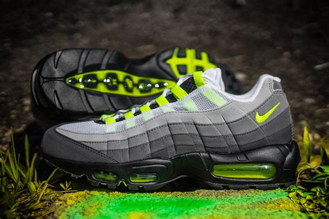 nike 95 og neon shoes